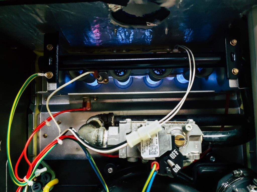 %focuskw% | Adeedo Plumbing, Drains, Heating & Air