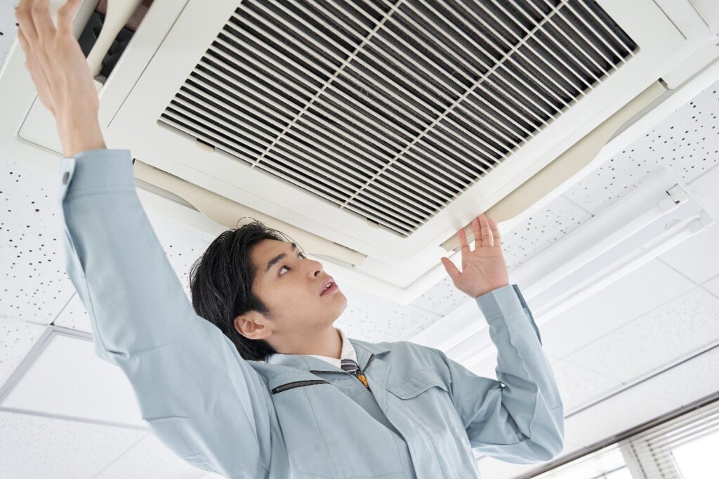 tech checking AC