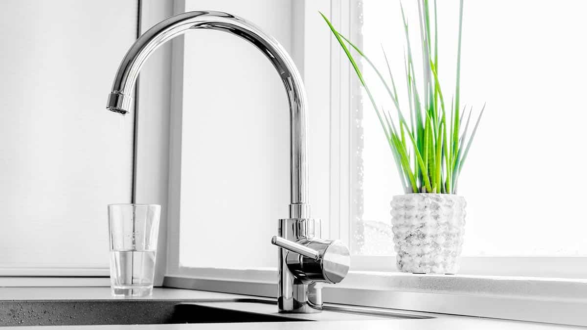 Tips From The Pros How To Install A New Kitchen Faucet Adeedo